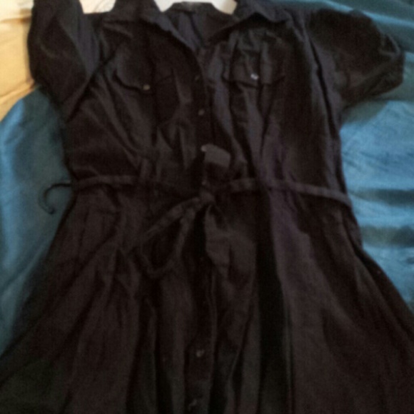 Black Dress - Picture 3 of 3