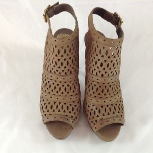 "REDUCED" Vince Camuto Shoes