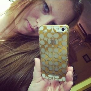 Coach iPhone 5/5s gold case