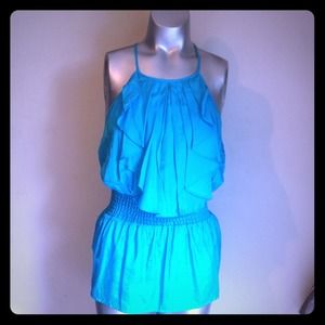 Bebe Gorgeous Summer Ruffled Top Size XSmall