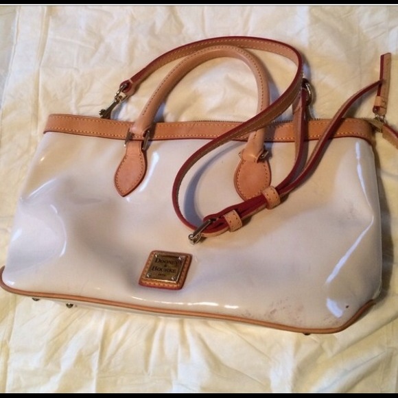 Shiny material med handbag
