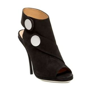 🎉🎉JUST REDUCED🎉🎉Host pick 7/19 L.A.M.B boots