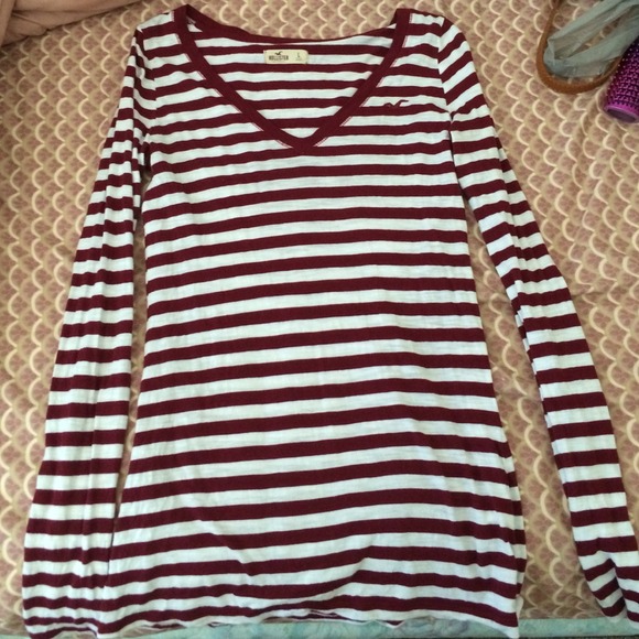 Hollister long sleeve shirt 🎀