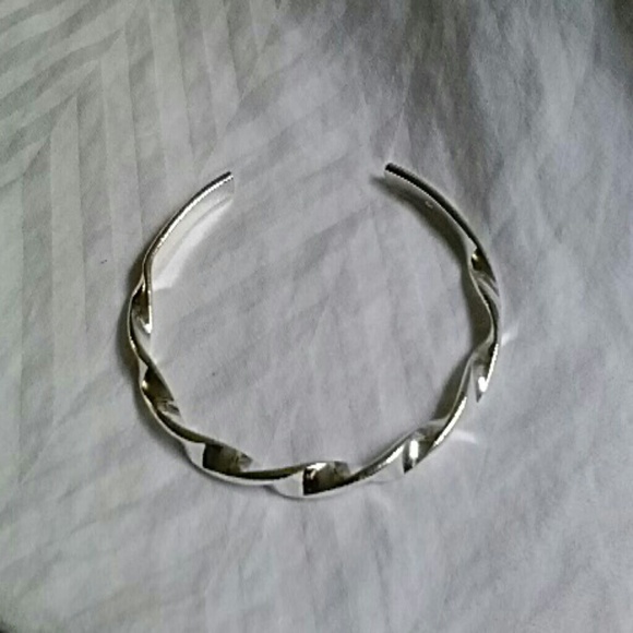 Sterling silver bangle bracelet