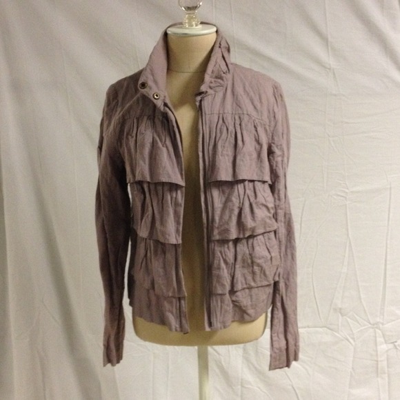 Tiered light weight jacket