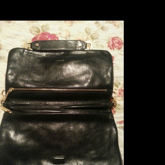 Authentic Tory  Burch clutch - Picture 3 of 3