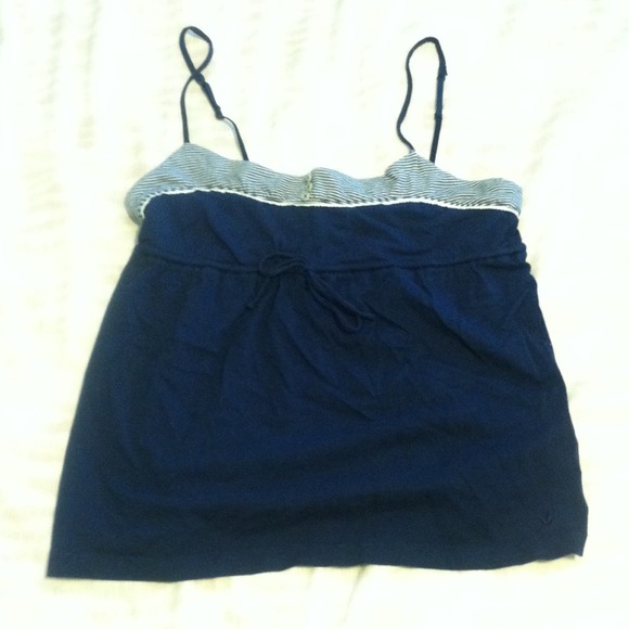 blue tank top