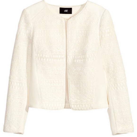 Jacket with lace front, no buttons. - Picture 3 of 4