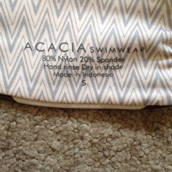 NOT AVAILABLE Acacia Barcelona Top-native - Picture 3 of 4