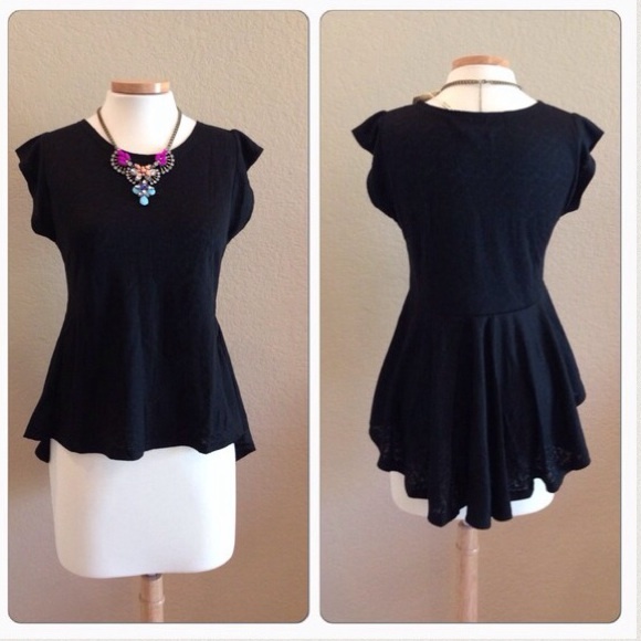 Ruffled back sleeveless cute top