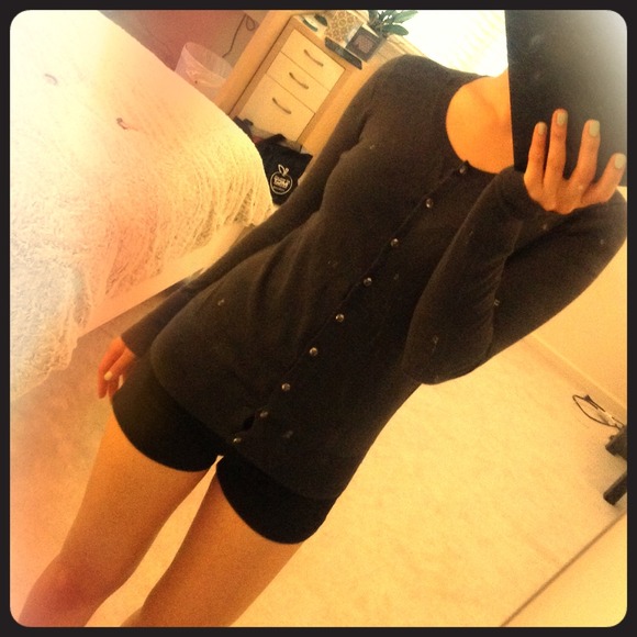 🔻Classic Charcoal Gray Cardigan!