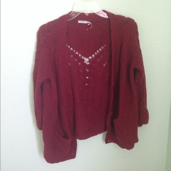 maroon knit cardigan