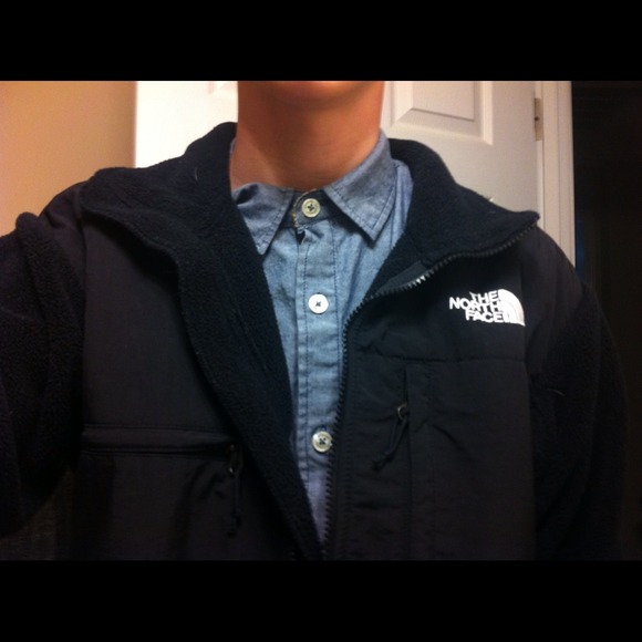 Black North Face Jacket. - Picture 2 of 2