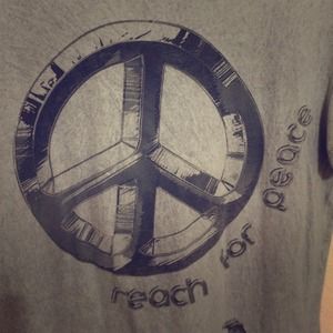 ⚡️SALE⚡️ Peace Shirt✌️