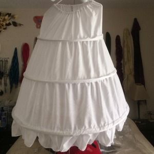 Crinoline / dress hoops