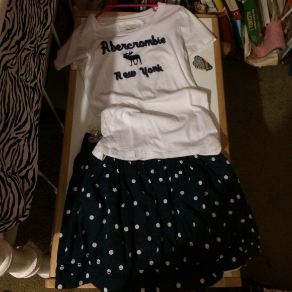 Abercrombie and Fitch out fit..