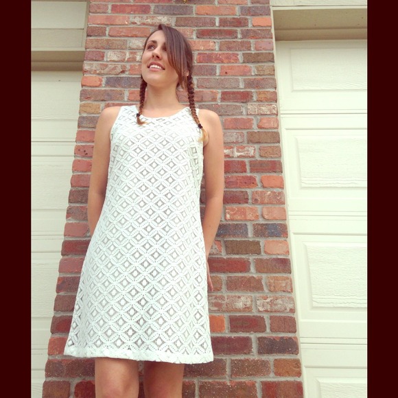 20's Style White Flapper Dress