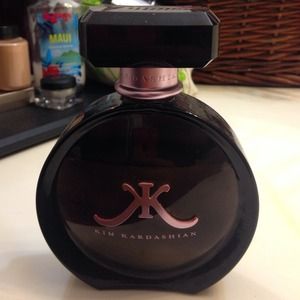 Kim kardashian perfume