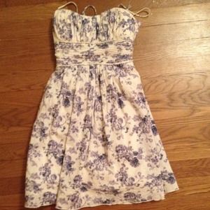Purple and white flower dress