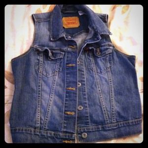 Levi's jean jacket