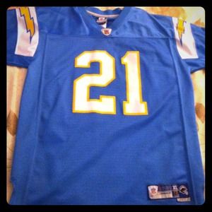 Tomlinson chargers shirt