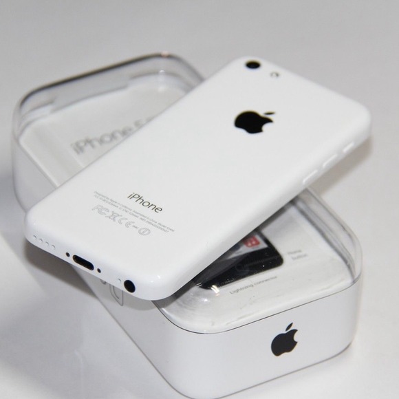 LIKE NEW APPLE IPHONE 5c IN WHITE **UNLOCKED**