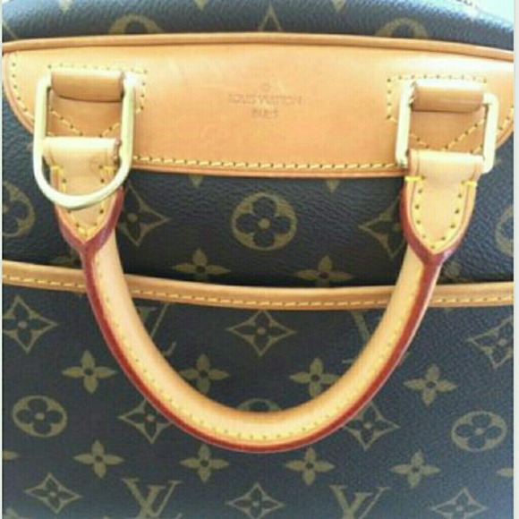 **SOLD***100% AUTHENTIC Louis Vuitton Trouville