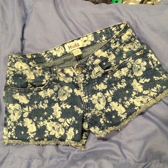 Floral denim shorts