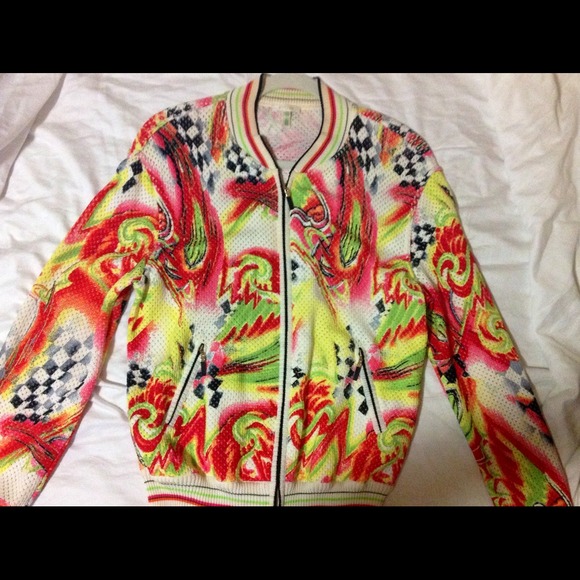 Escada sweater