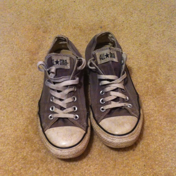 Pre loved converse chucks gray