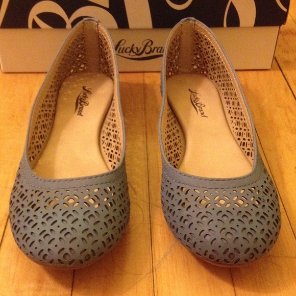 Lucky Brand Flats NWT