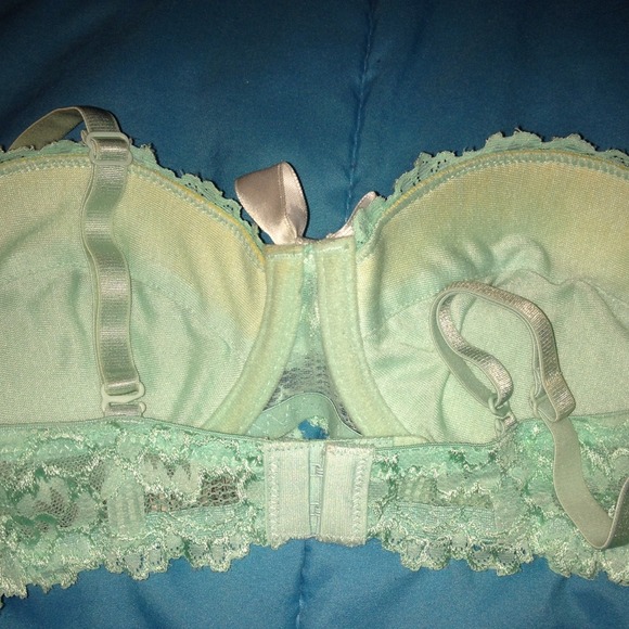 NWOT 🎀Mint green multiway lace bra🎀 - Picture 3 of 3