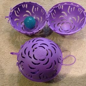 Garment washing ball