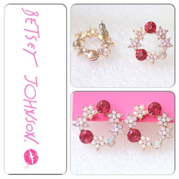 Betsey Johnson Rose Bling Cute Earrings