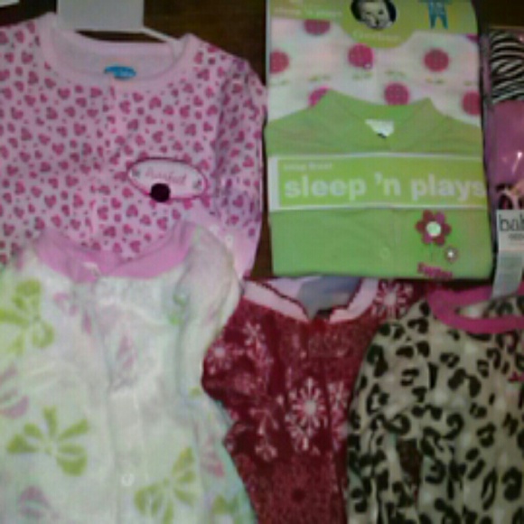 Baby clothing bundle - Picture 2 of 4