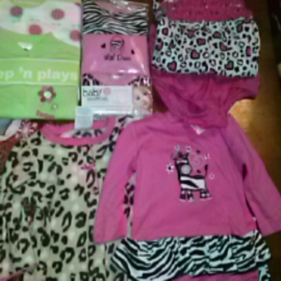 Baby clothing bundle - Picture 3 of 4