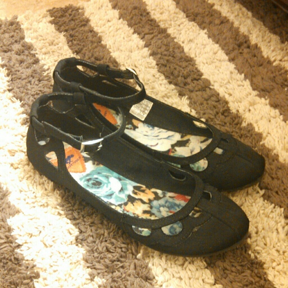 Ankle Strap ballet flats