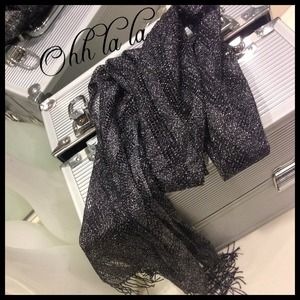 💋Host Pick💋Shimmer and shine scarf