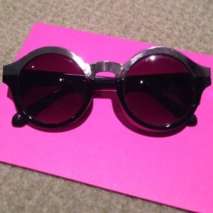 Silver and Black Circle Glasses