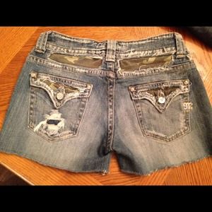 Miss Me jean cutoff shorts