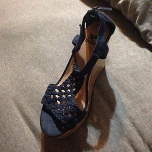 Blue skiekh wedges