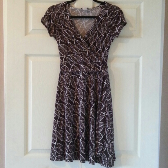 Dresses & Skirts - Brown and White Wrap Dress - Size S Dresses & Skirts - Brown and White Wrap Dress - Size S