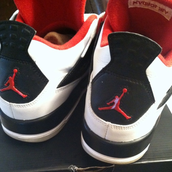 Jordan fire reds - Picture 2 of 3