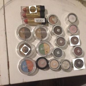 Bundled for @jennycheese Amazing Jordana bundle.