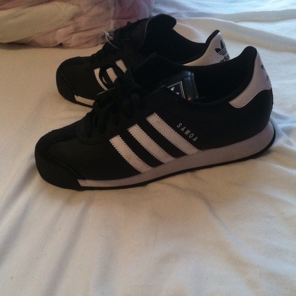 Adidas❌❌ SOLD❌ - Picture 2 of 3