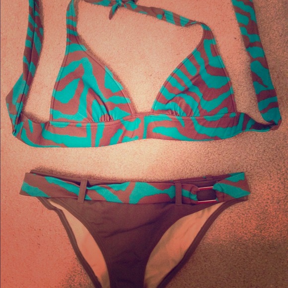 Victoria's Secret halter bikini!