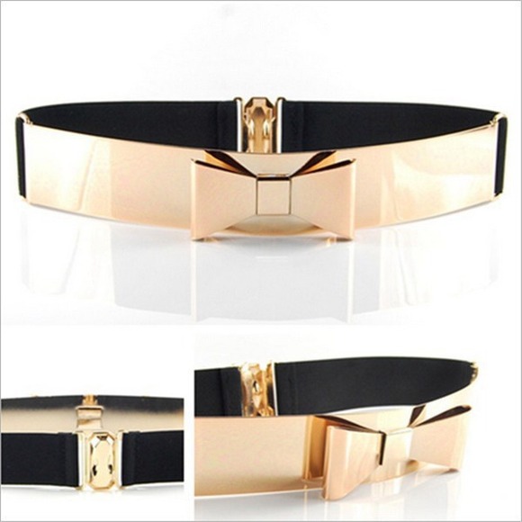 🎀 🎀 Its Back 🎀🎀 Gold Bow Belt