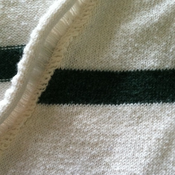 Soft sweater - Picture 2 of 2