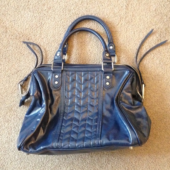 Navy blue mark. purse
