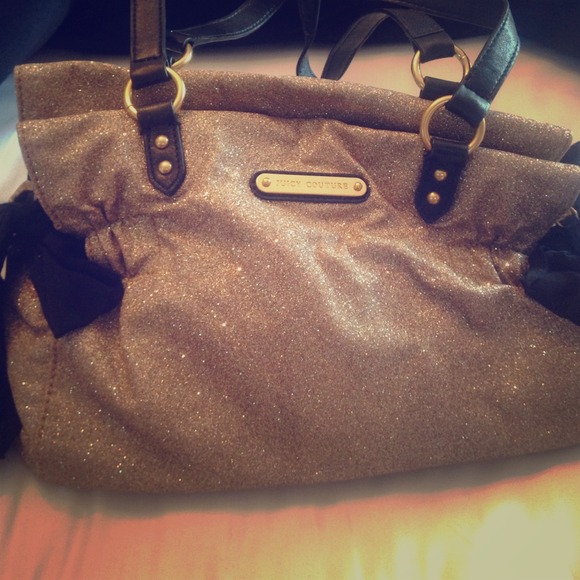 Juicy Couture Handbags - Juicy Couture Gold Glitter Purse